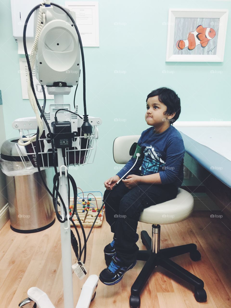 Doctor office, Doctor appointment, Doctor, waiting room, medical, treatment, sick day, sickday, sickness, unwell, not well, healthy kid, healthy child, child, childhood, 4-5 years, 5 year