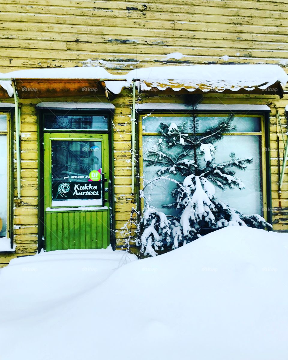 занесённые снегом улицы Иматры .Новогодние каникулы продолжаются snow-covered streets of Imatra. New Year's holidays continue