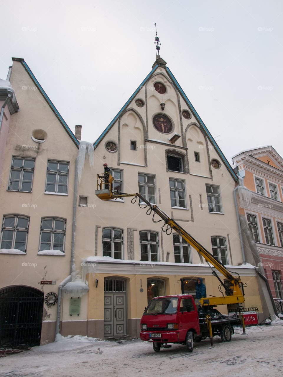 removing dangerous  icicles