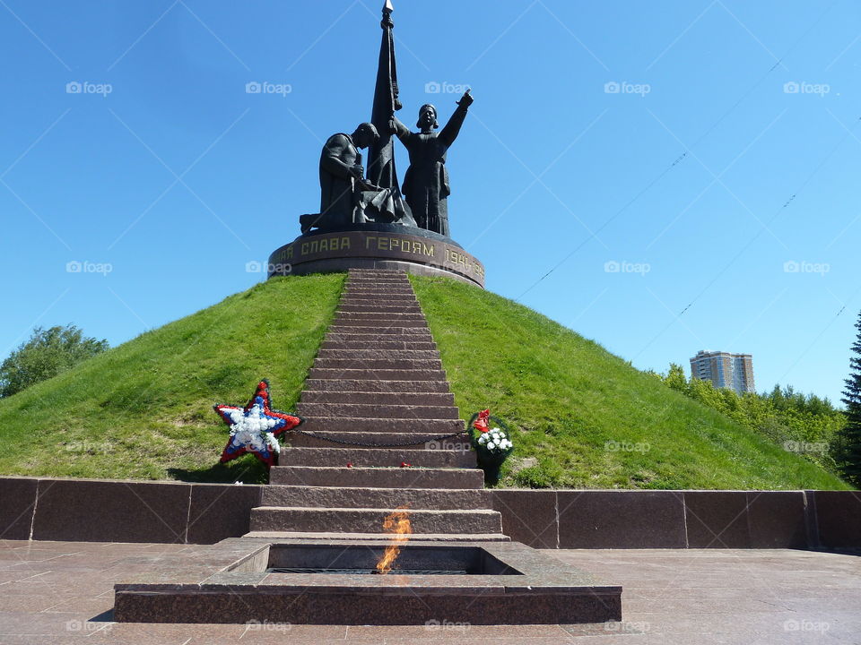 вечный огонь в парке победы Чебоксары