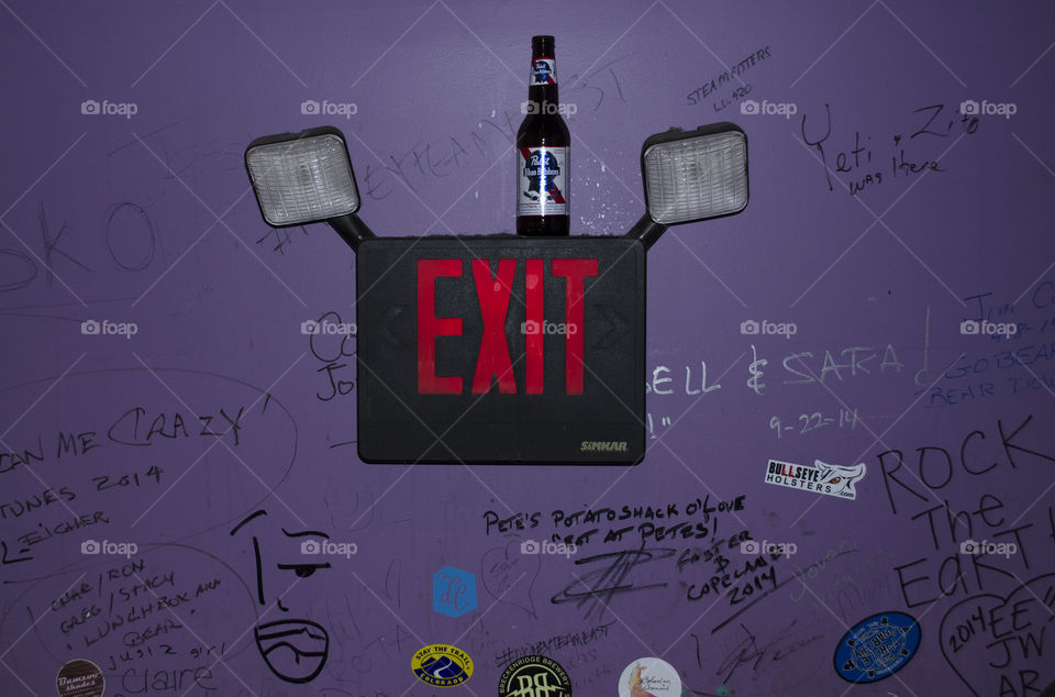 exit the bar. time to go 