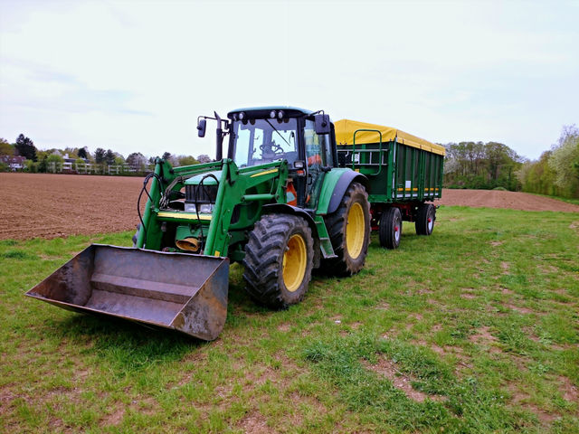 Tractor 