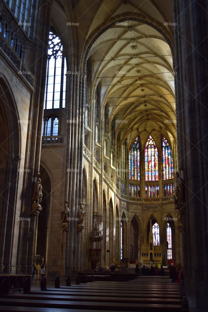 Gorgeous St Vitus cathedral in Prague castle😍