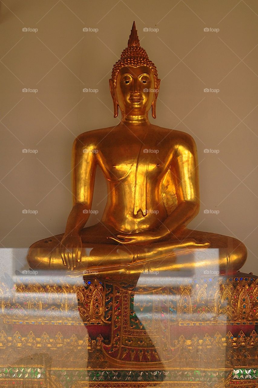 Golden buddha