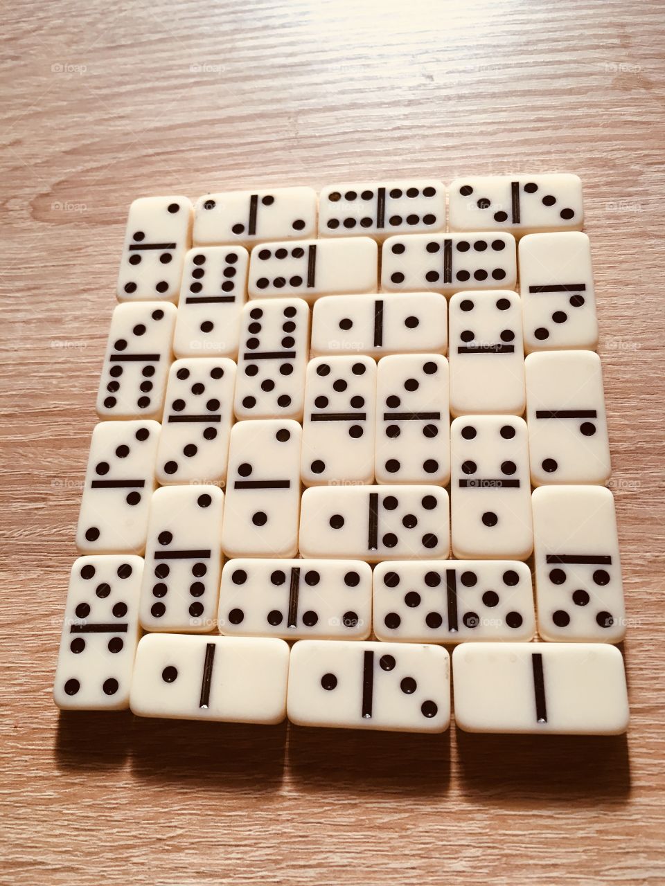 Dominoes