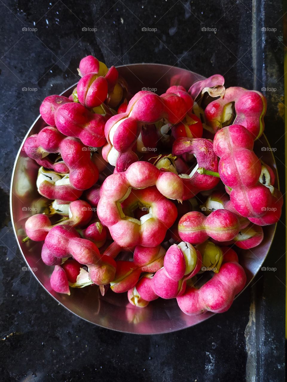 Pithecellobiumdulce also called in marathi english chinch sweet in taste