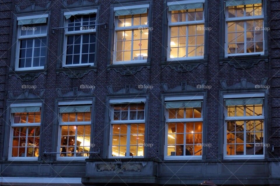 Amsterdam windows 