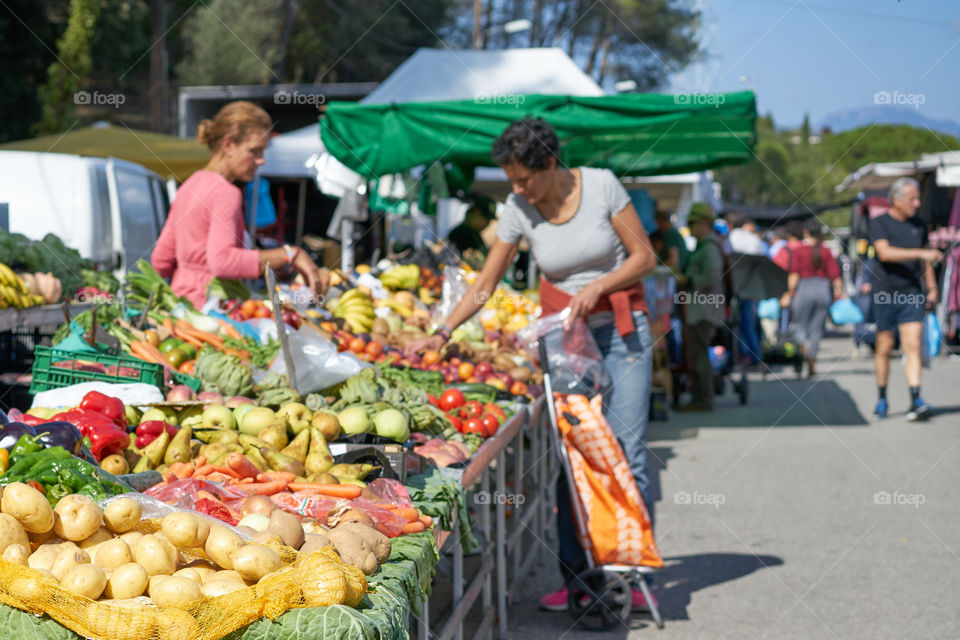 Fruit market 