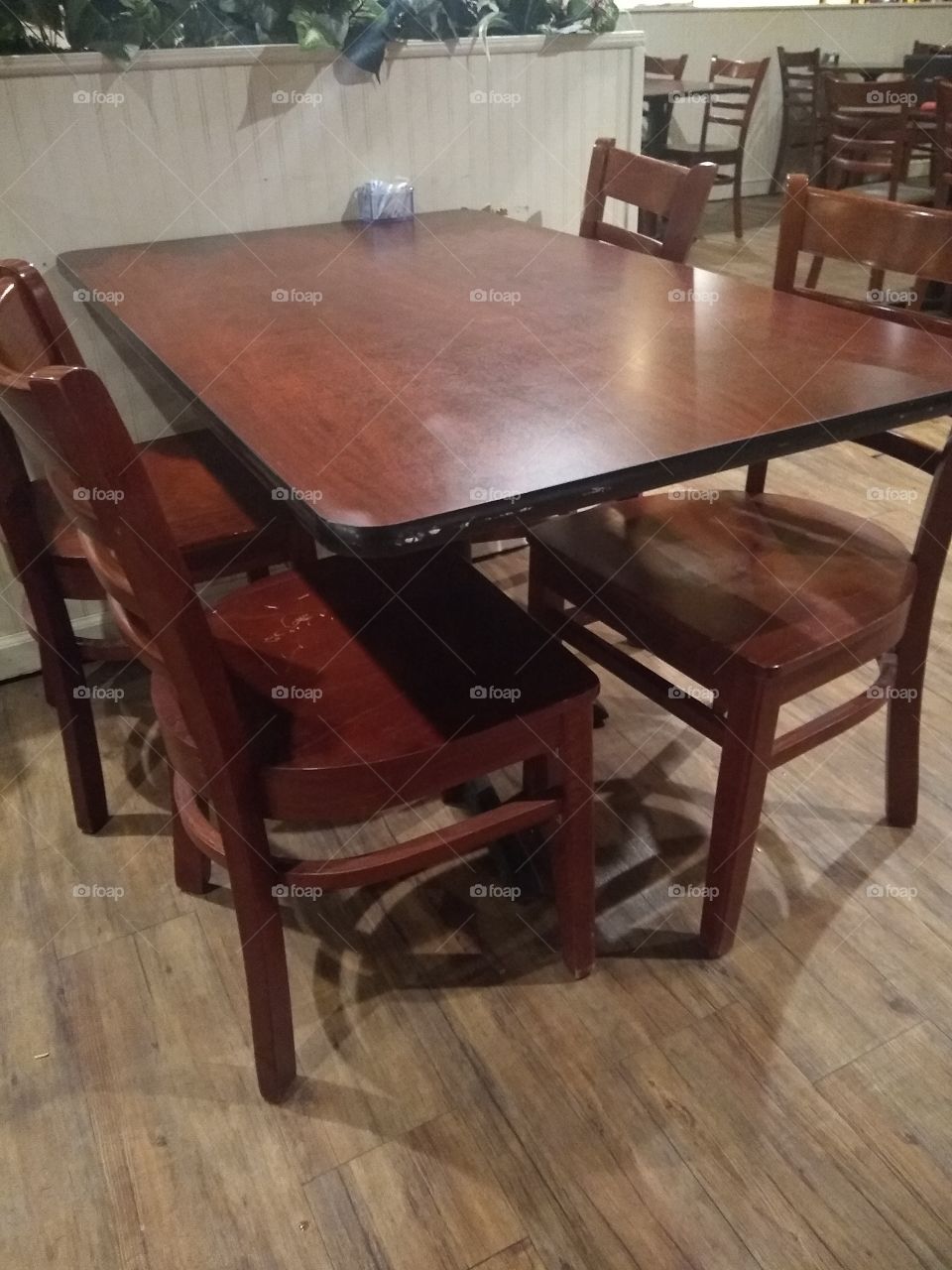 table&chairs