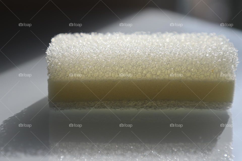 Just a white dish sponge