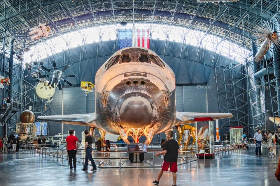 Space Shuttle Discovery 