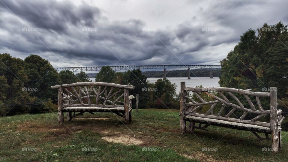 Benches over the Hudson 