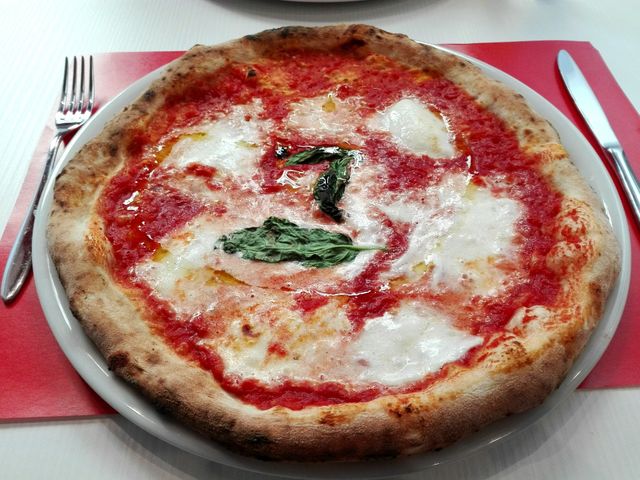Neapolitan pizza