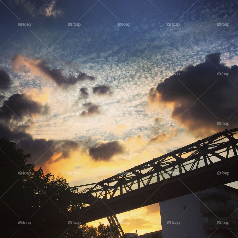 Sunset. Schwebebahn Wuppertal