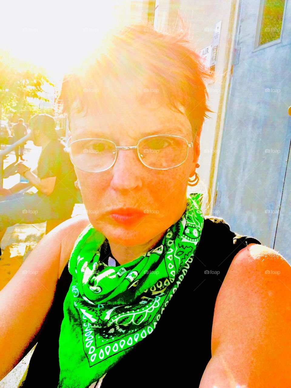 Doing the laundry on a hot sweaty summertime afternoon in 2020 I noticed the sign advertising the art show at a local gallery nearby on 48th Street off Vernon Jackson Ave in LIC, Queens. I very much welcomed a short break. Hypnotic Productions 