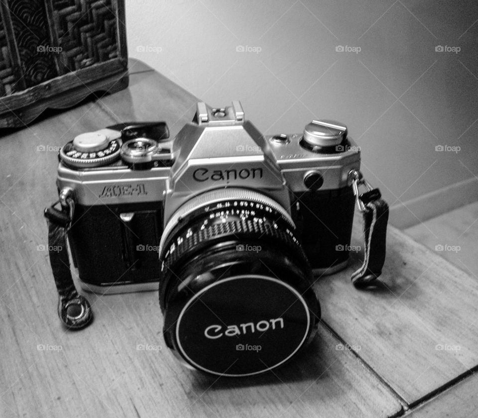 Canon AE-1