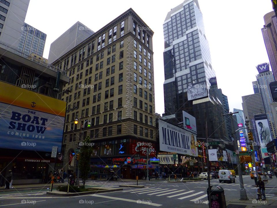 NEW YORK CITY TIMES SQUARE