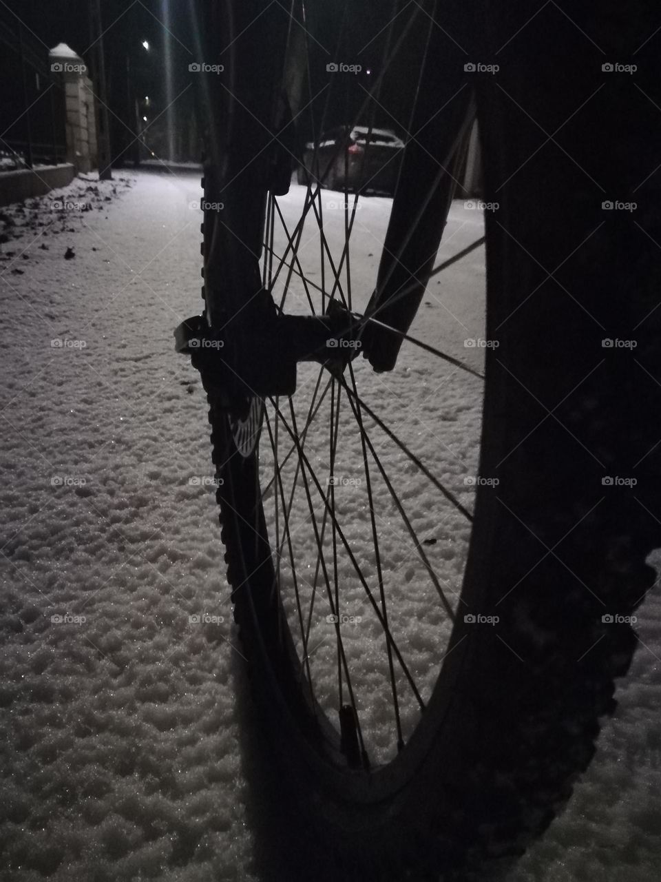 Snow biking