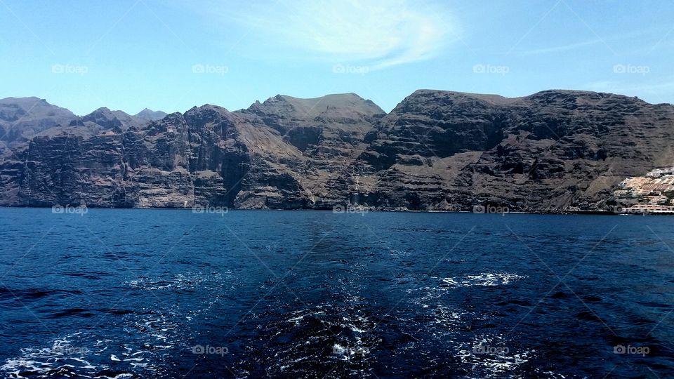 Los Gigantes cliff