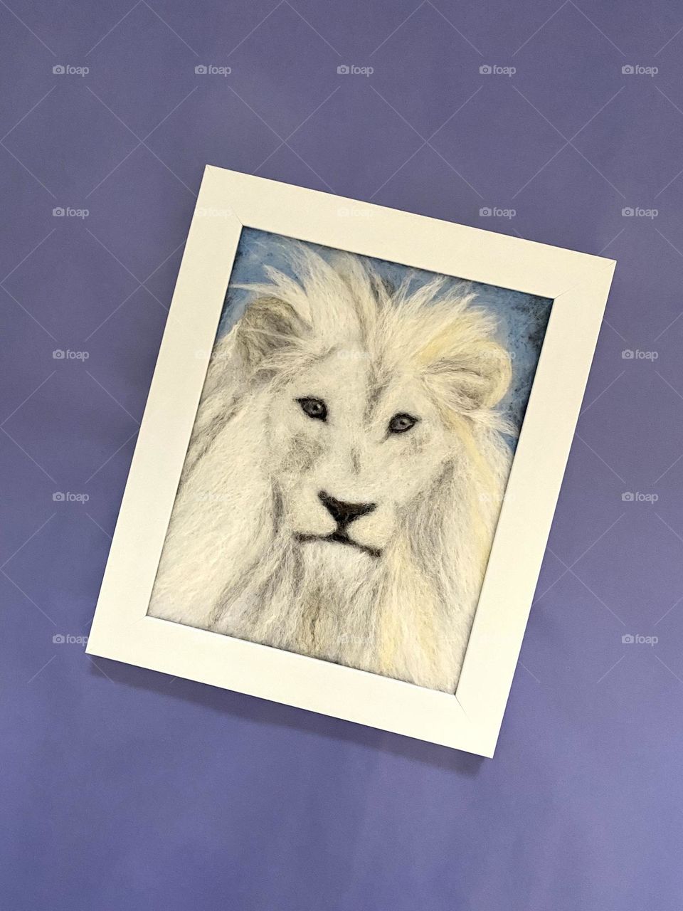 Wool picture of white lion