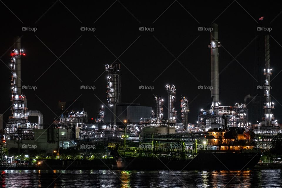 Beautiful oil Refinery plant lighting in the night