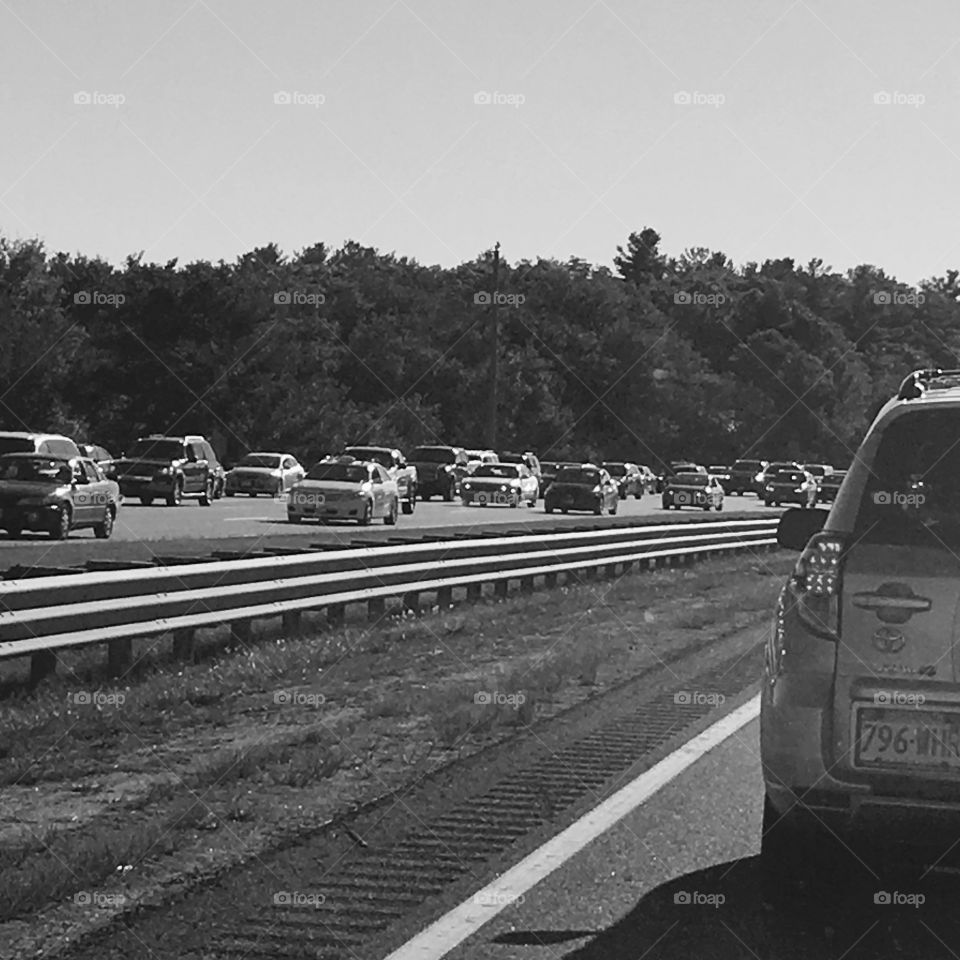 In passing lane, rush hour both sides of highway, Boston USA. Rough breakdown lane wakes you up to avoid those that can't stay awake💤😴