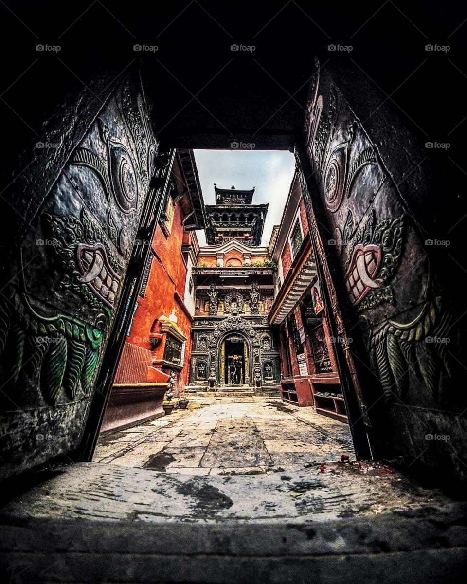 In this picture I’ve attempted to play with light and shadows. What do you think?