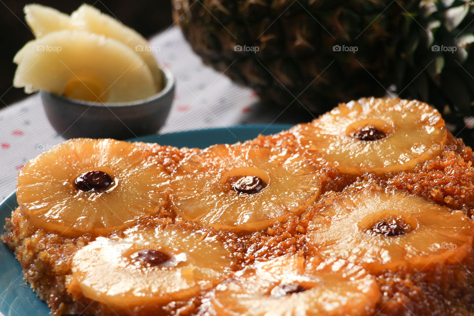 Pineapple cake
