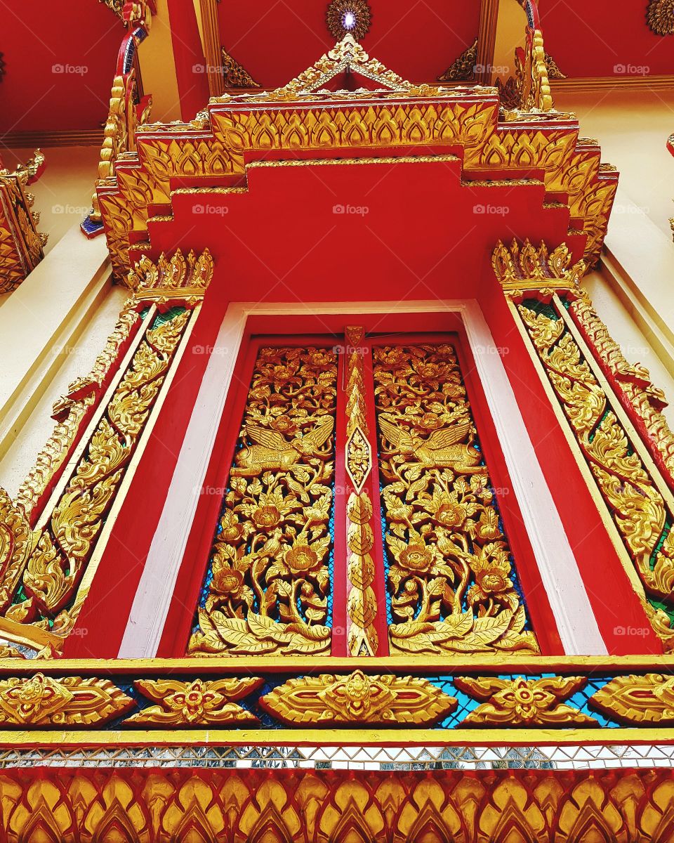 Beautiful Thai art at Buddhist temple