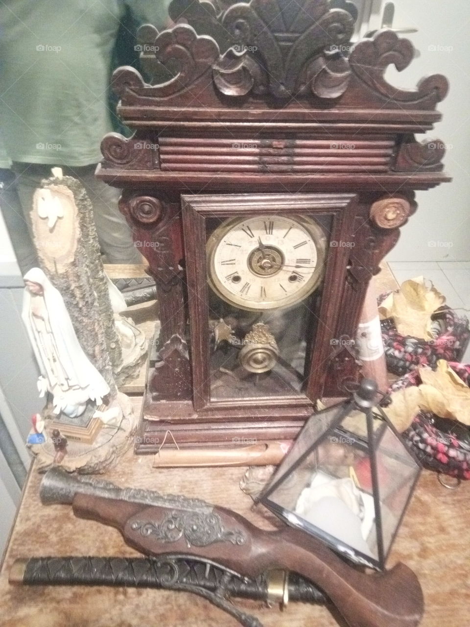 Sabre pistolet pendule Sainte