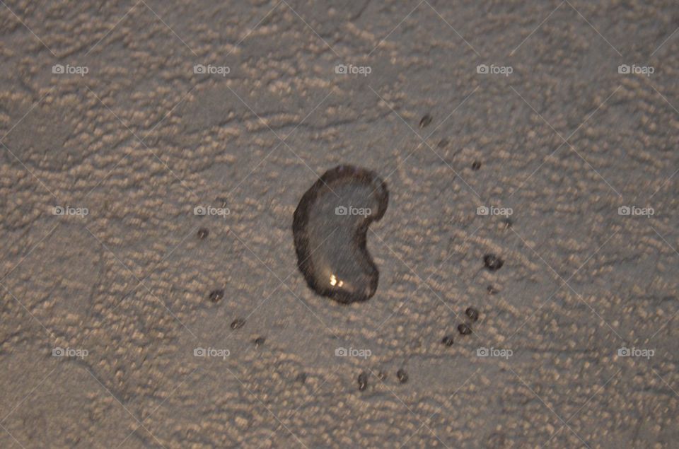 Watermeteorimpact on the kitchenfloor!
