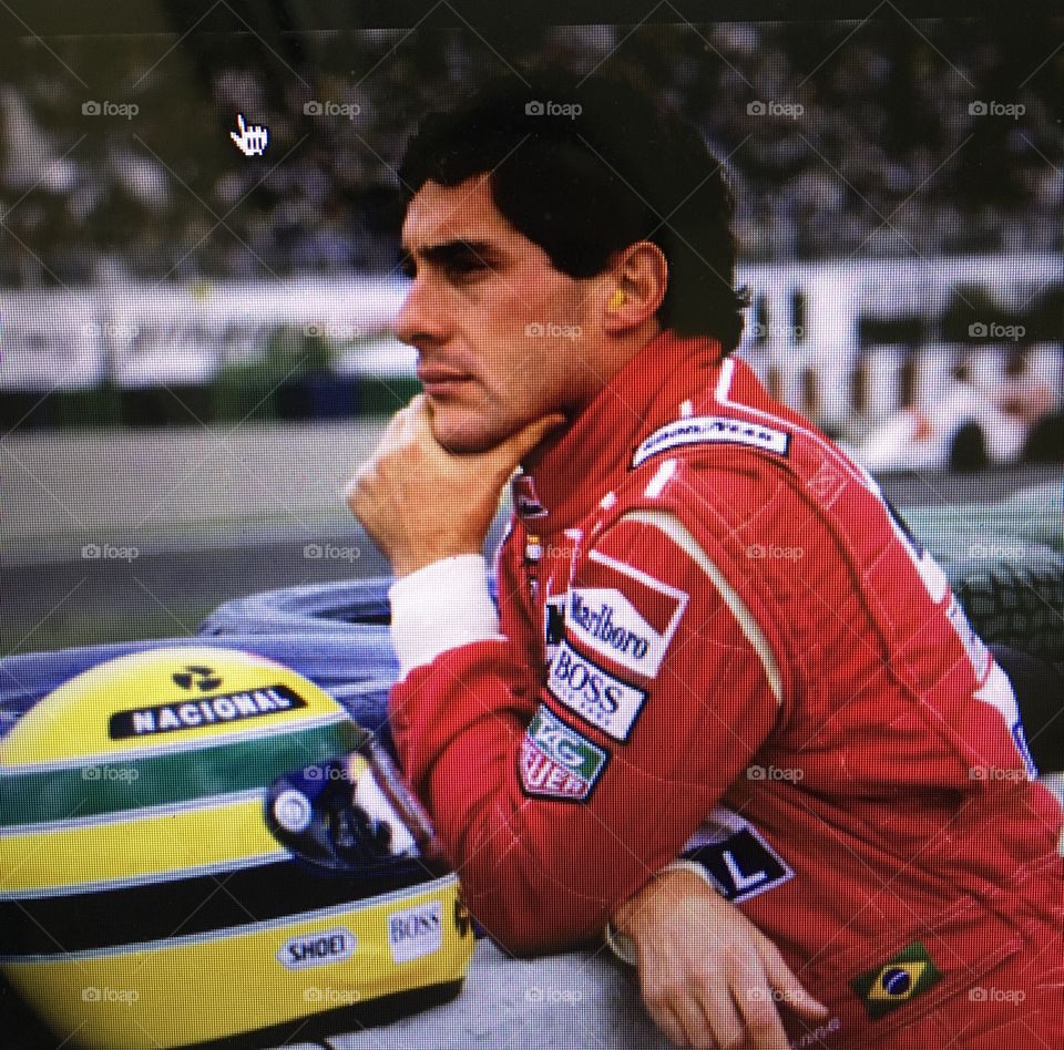 Hoje, 26 anos do Tricampeonato de #AytonSenna.

Será que teremos algum outro brasileiro "próximo de #Senna" no futuro?

O texto está em: https://professorrafaelporcari.com/2017/10/20/24-anos-do-tricampeoanto-de-ayrton-senna/