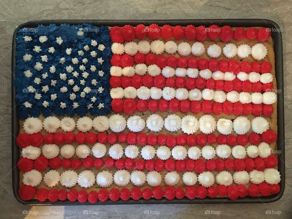 Patriotic cookie cake 