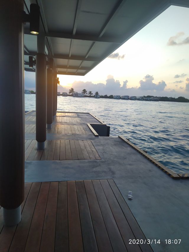 Sunset to Maldives island