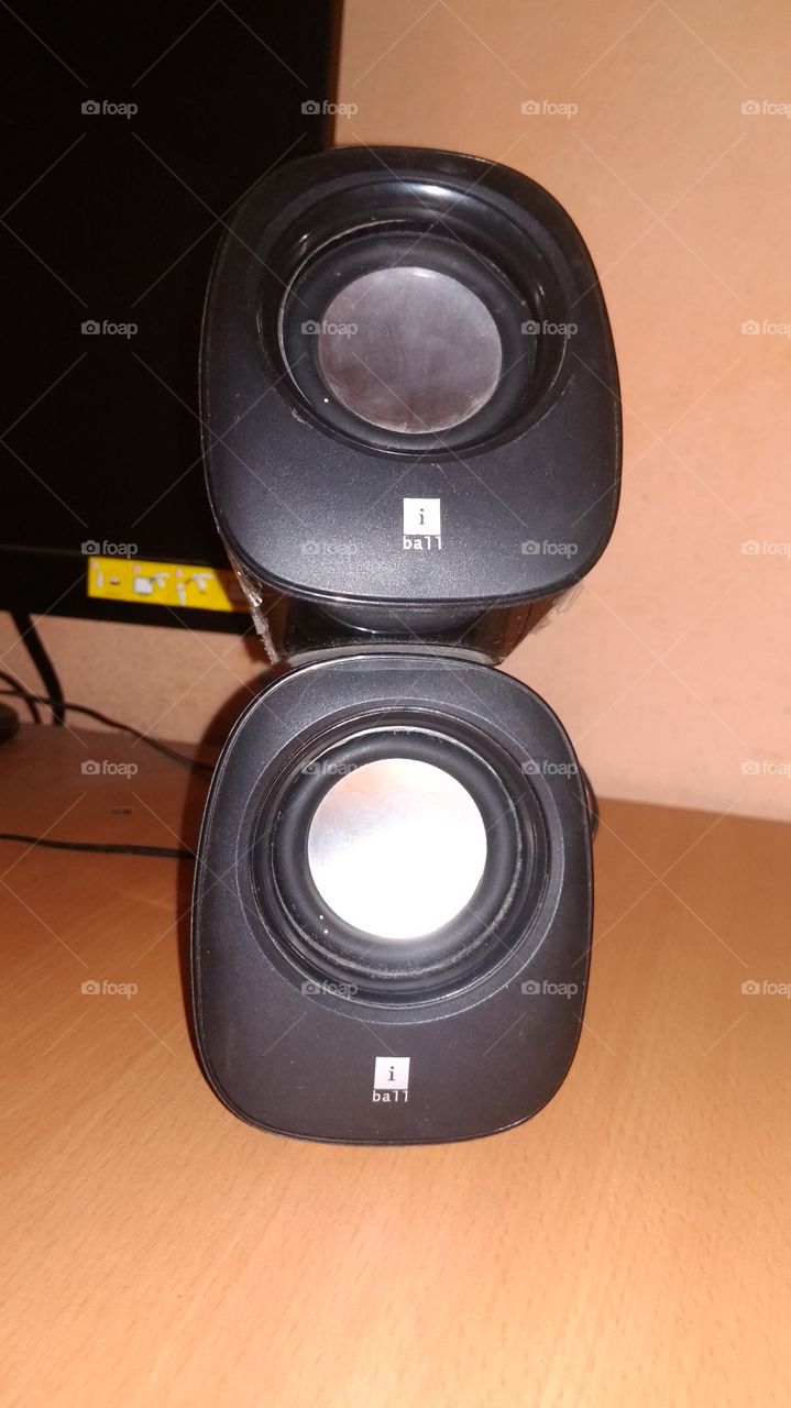 iBall speaker
