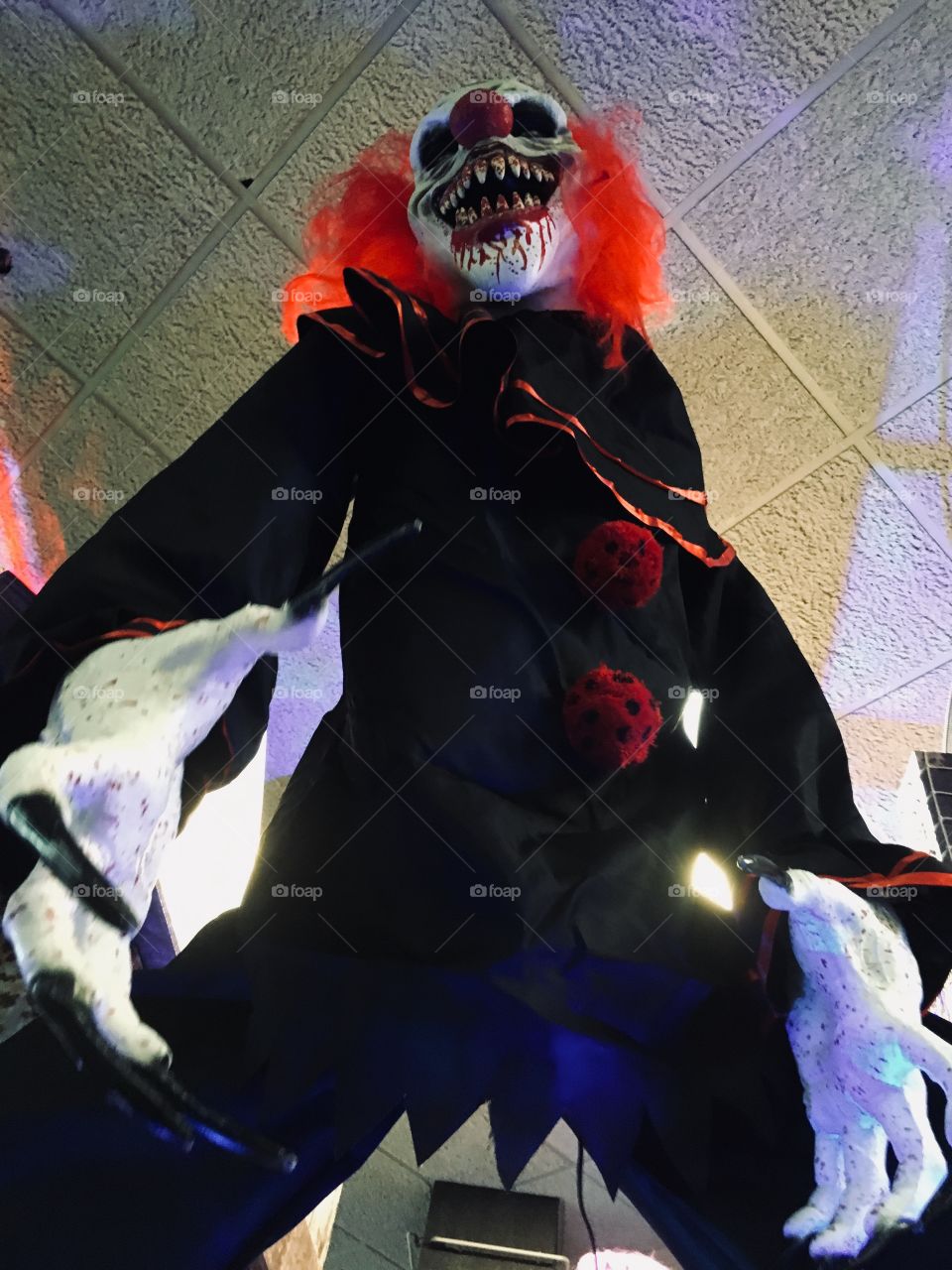 Scary clown at the wharf for Halloween🤡