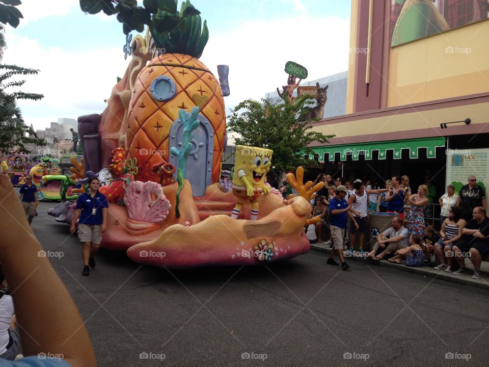 Square Pants Rides a Float. Universal Studios Parade