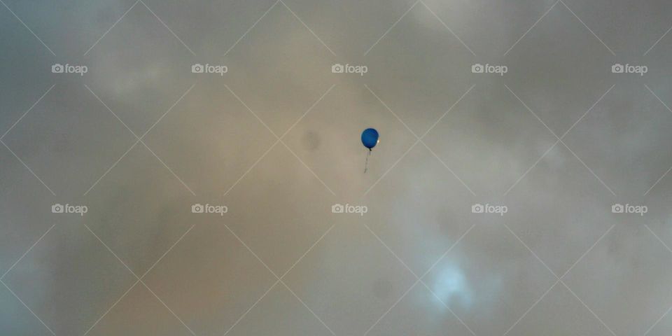 Flying balloon