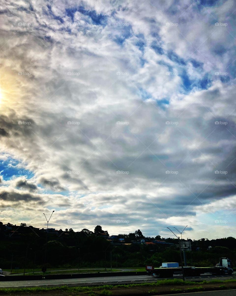 🌇🇺🇸 An extremely beautiful sunset in Jundiaí, interior of Brazil. Cheer the nature! / 🇧🇷 Um entardecer extremamente bonito em Jundiaí, interior do Brasil. Viva a natureza!