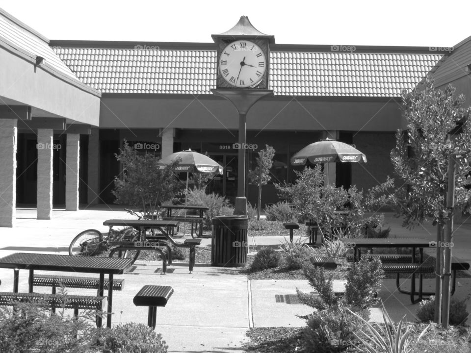 architecture. out at lunch time taking pictures