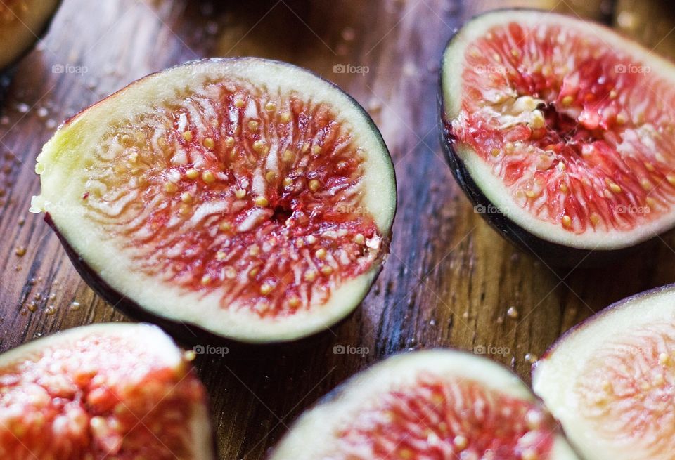 A healthy snack of fresh, ripe figs. 