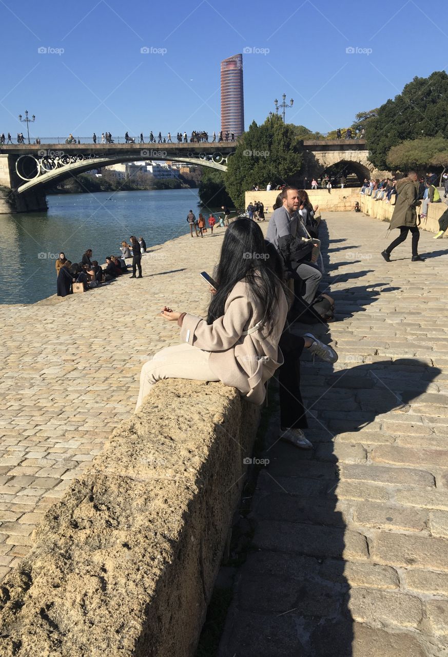 Chilling along the Guadalquivir 