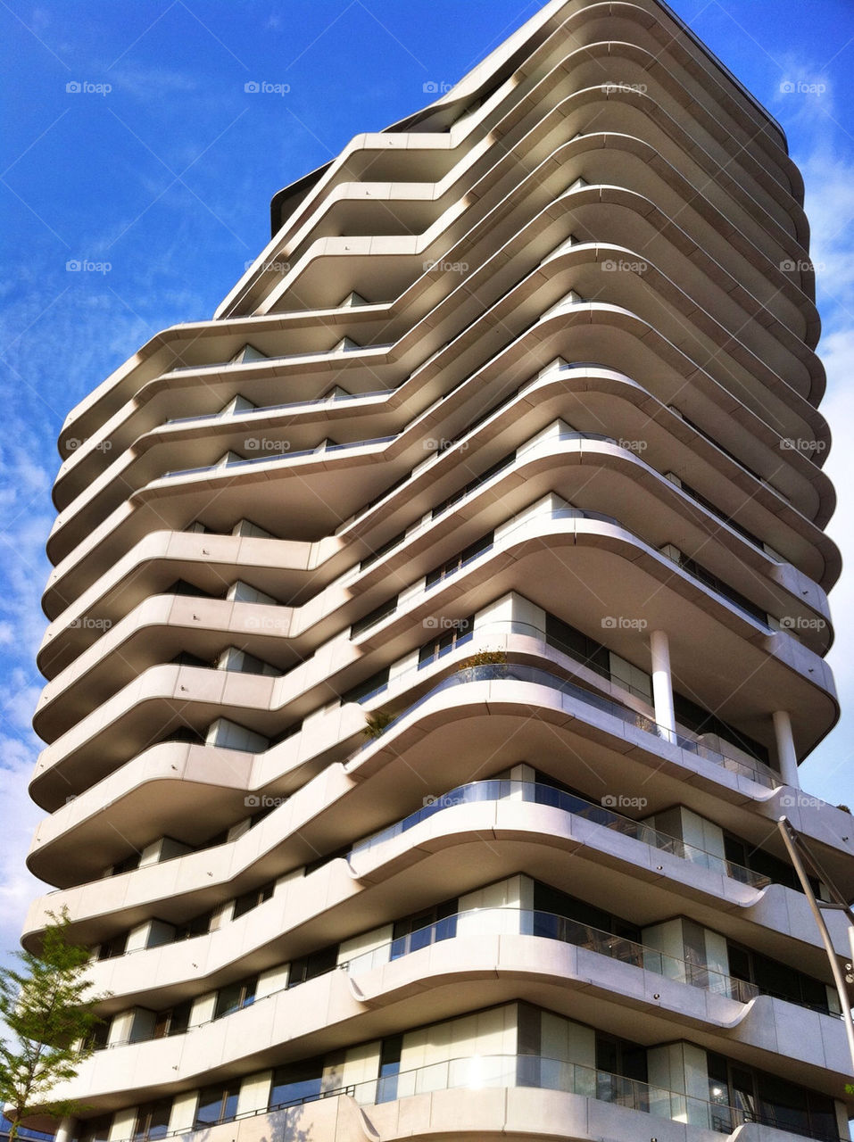 house modern building architecture by cyrano