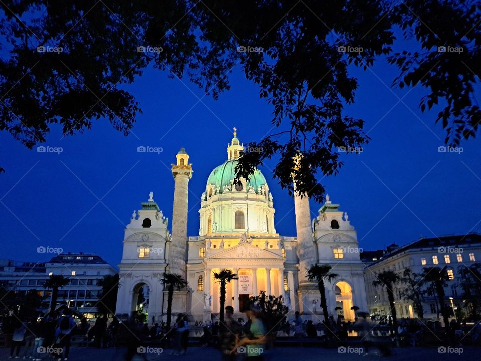 peaceful night in vienna
