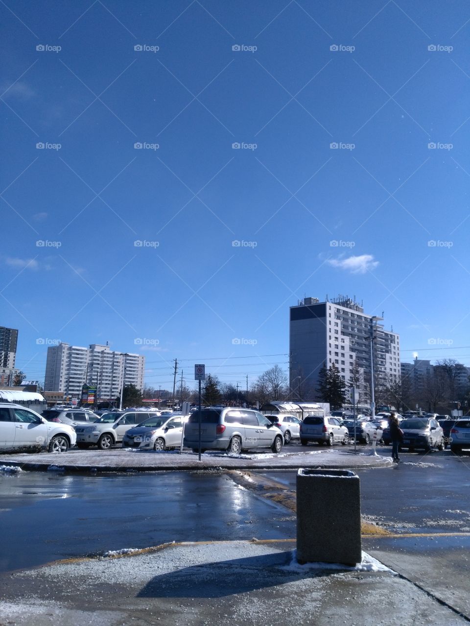 doesn't anyone work?