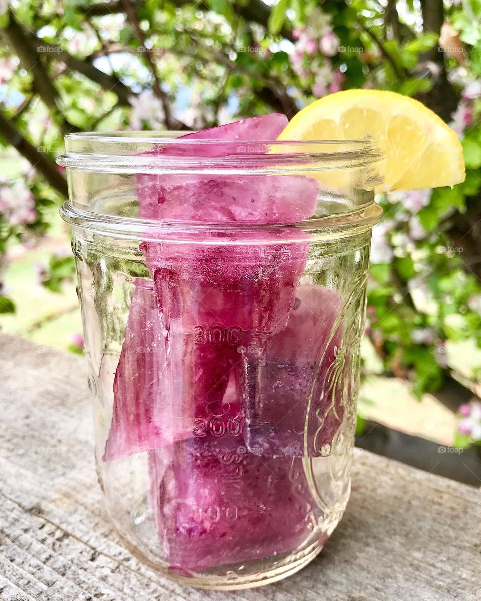 Hibiscus Ice Cubes. Nice with sparkling water!🧊
