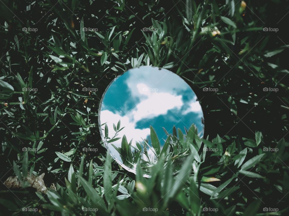 Every time I look at the sky, `` it's full of nostalgia ''