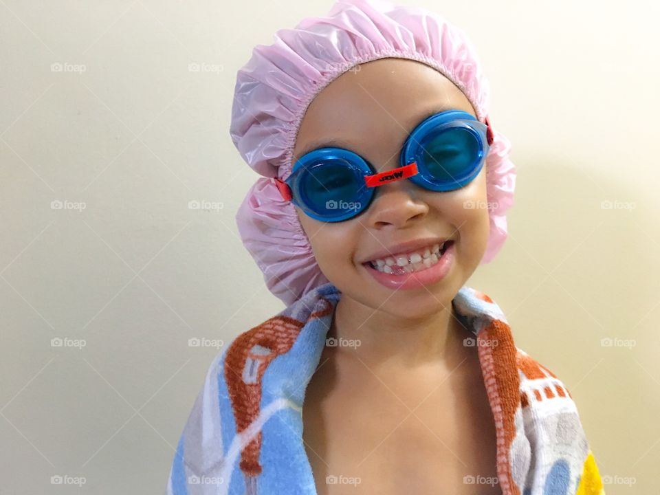 Little girl ready to take a shower