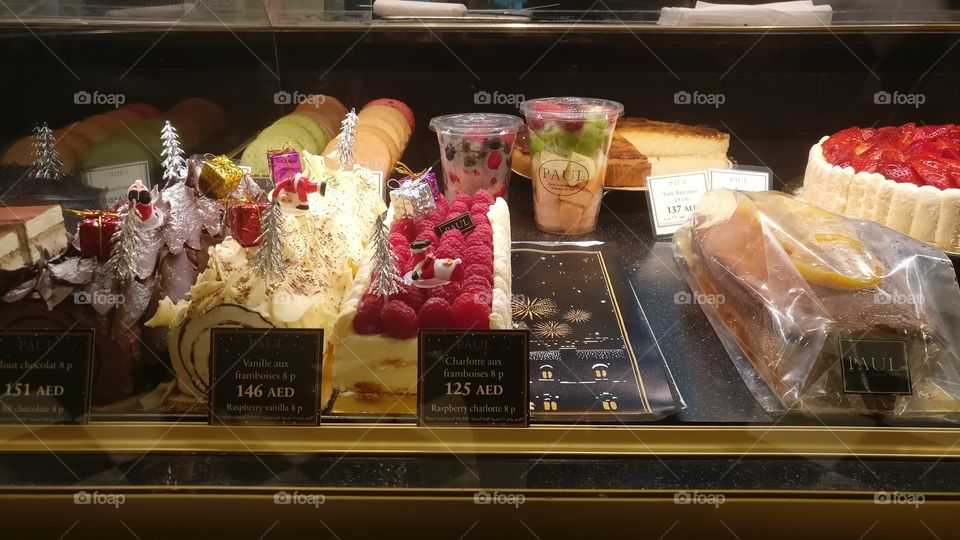 Delicious French cakes and pastries