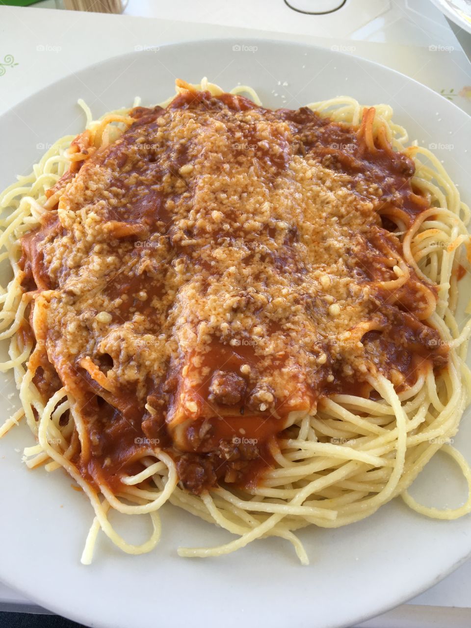 Macarronada para o almoço! Com bastante molho a bolonhesa!!!
Hum... alguém servido?
#Macarrão da Mama 🍝 